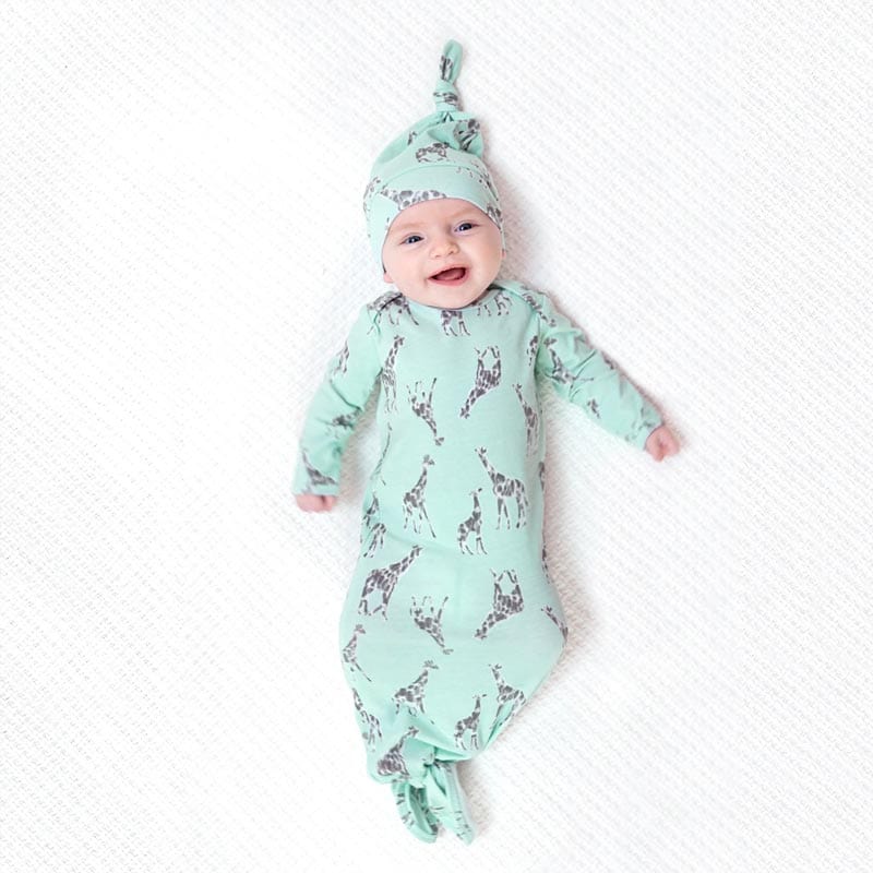 aden + anais Zebra Print Sleepgown and Hat - Image 3