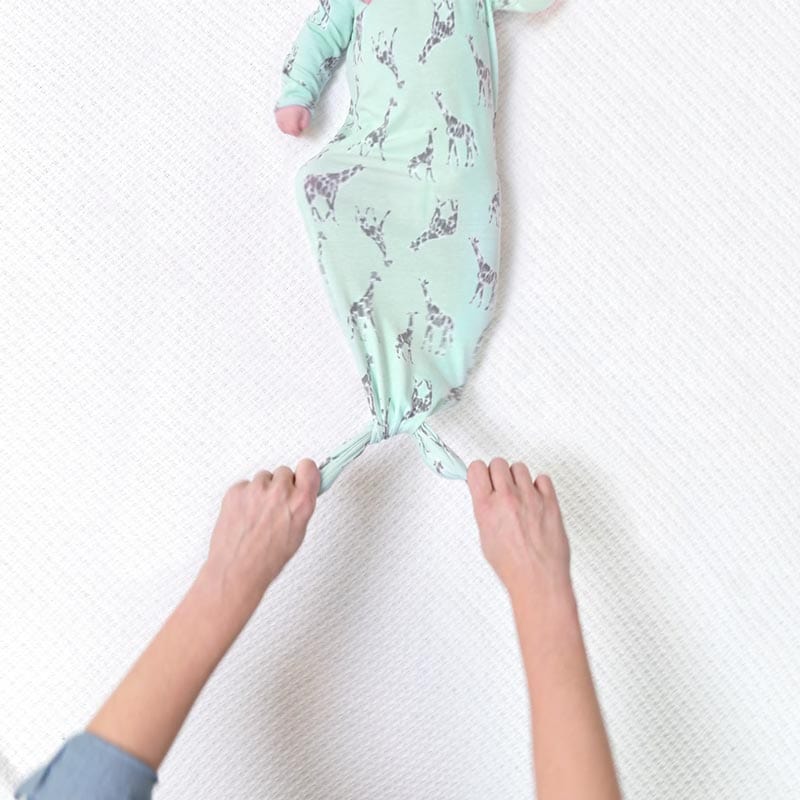 aden + anais Zebra Print Sleepgown and Hat - Image 4
